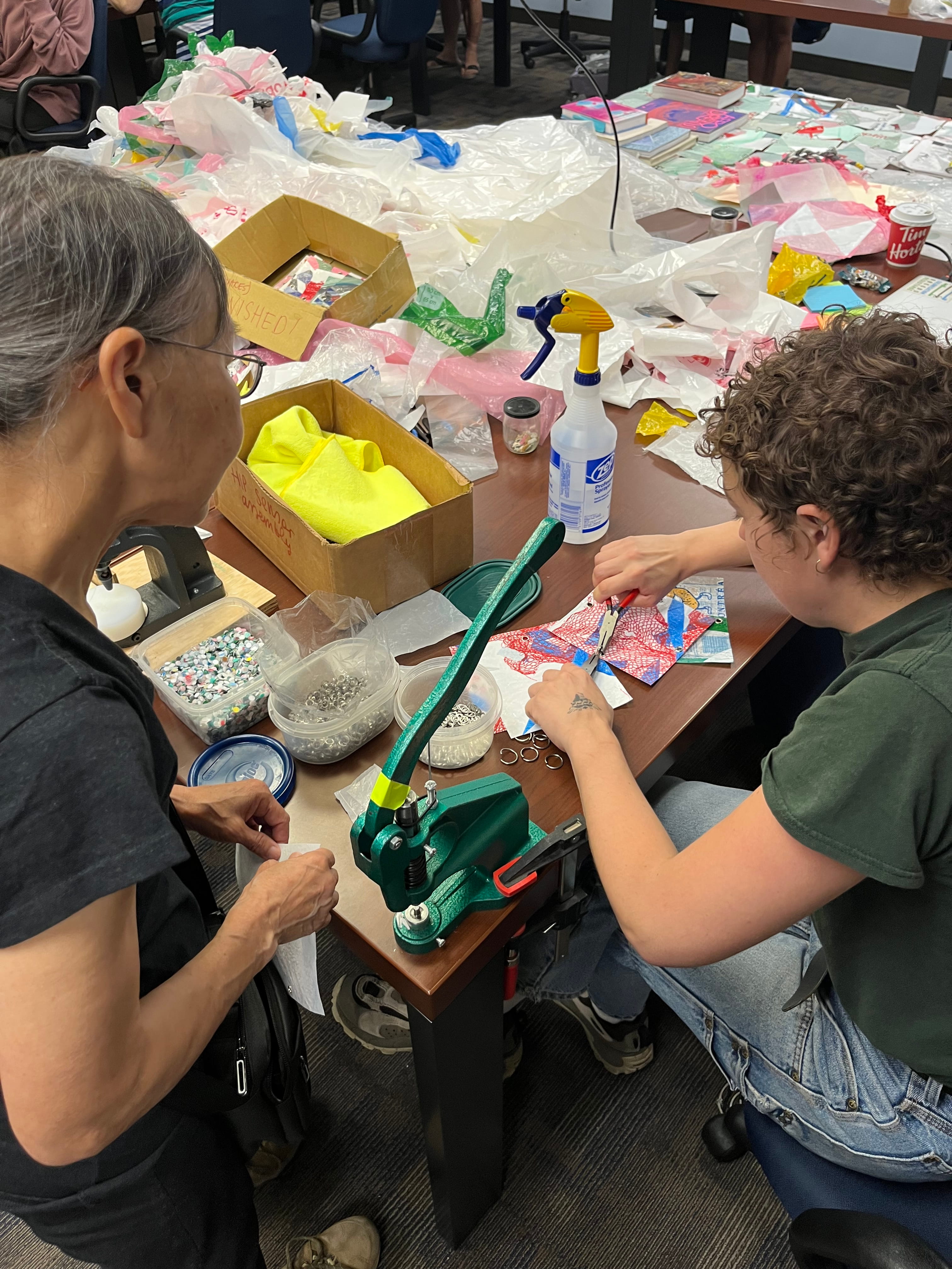 Pressing Futures: DYI Plastic Crafting