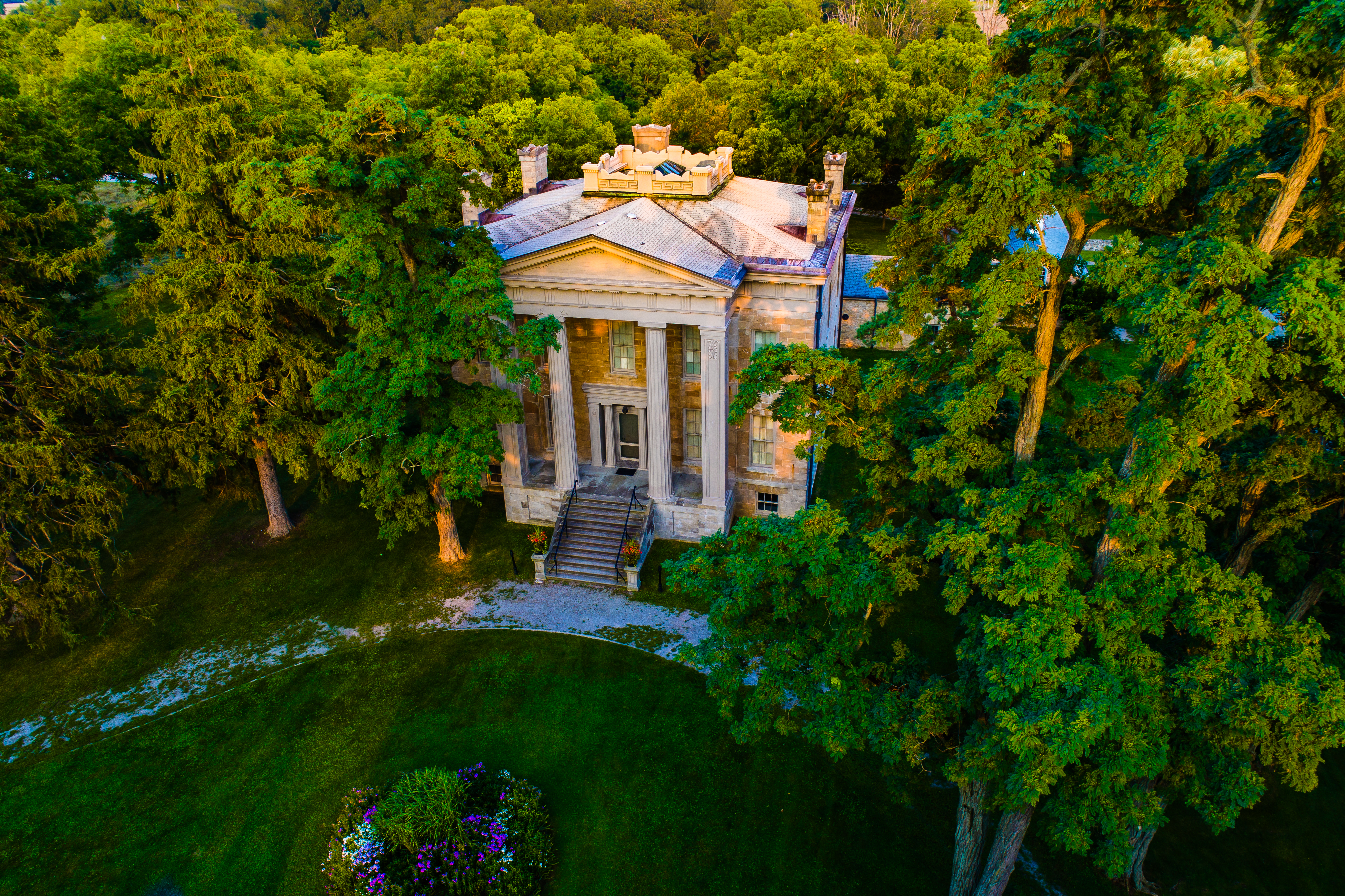 ariel view of ruthven park national historic building